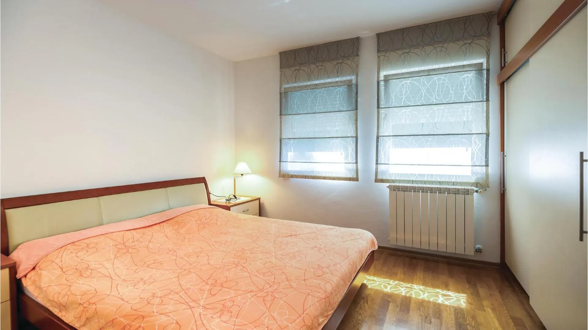 Cozy Apartment In Rijeka With Kitchen